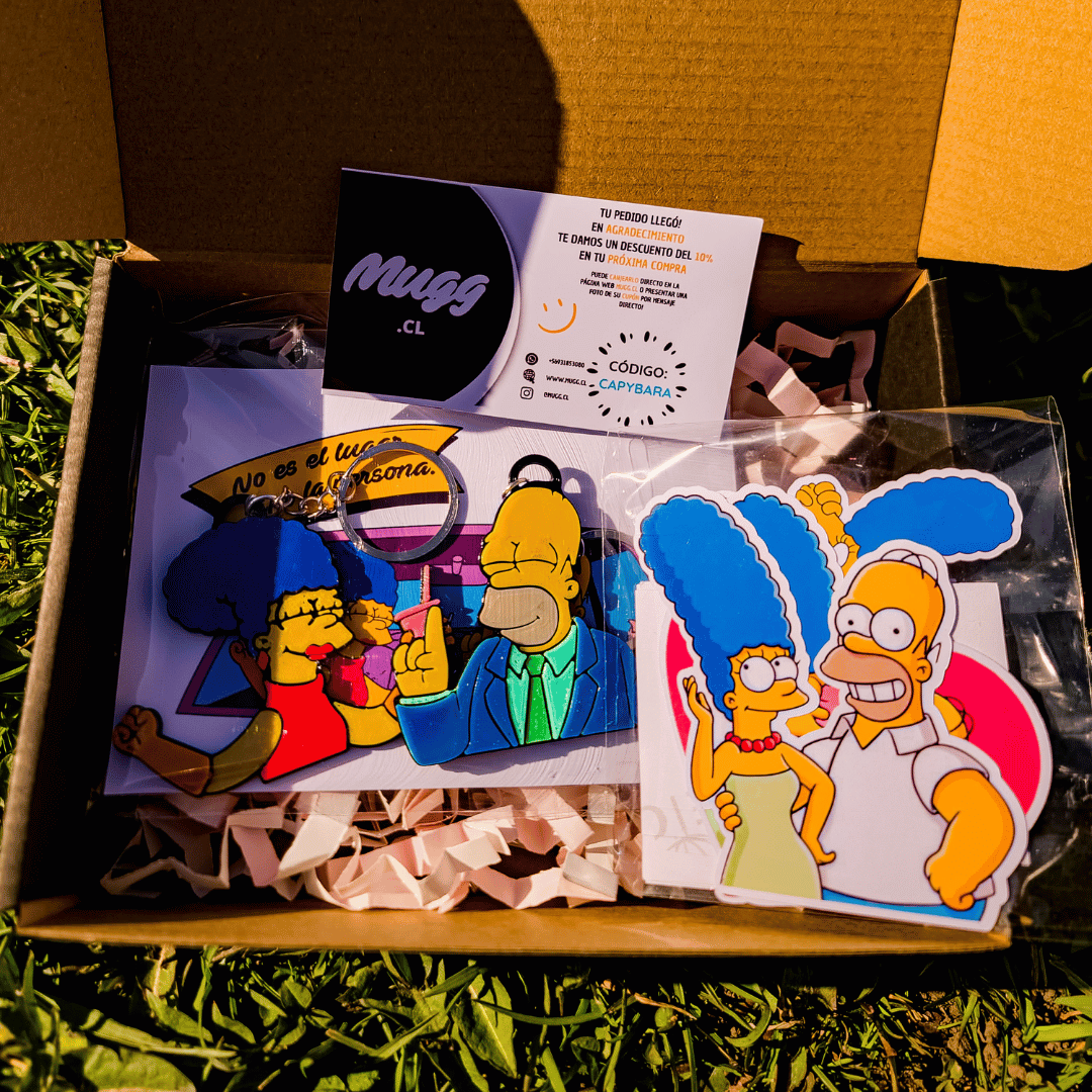 cajita de homero y marge enamorados