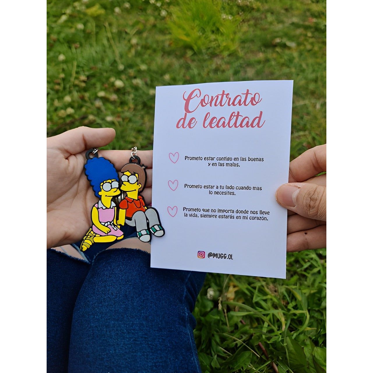 pack de llaveros de homero y marge jovenes 1